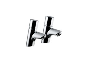 venesta-washrooms-ips-vepps-panelling-avon21-pillar-taps-b8267aa