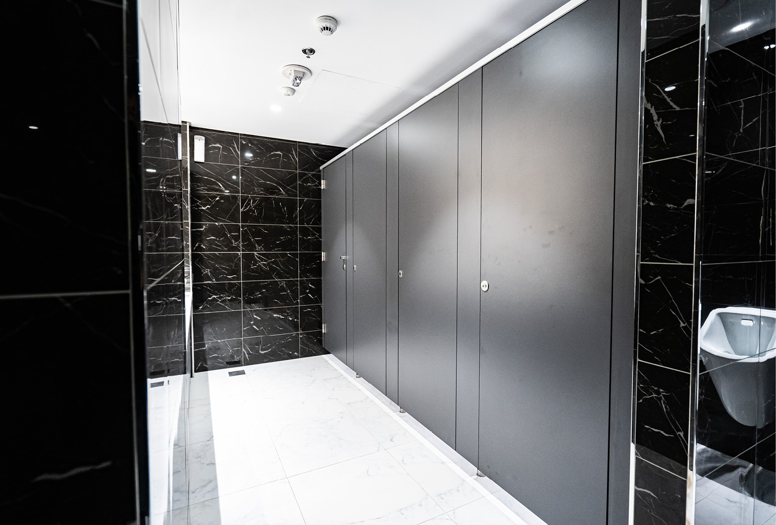 Venesta Washrooms Toilet Cubicles Ips Vox Cinema5
