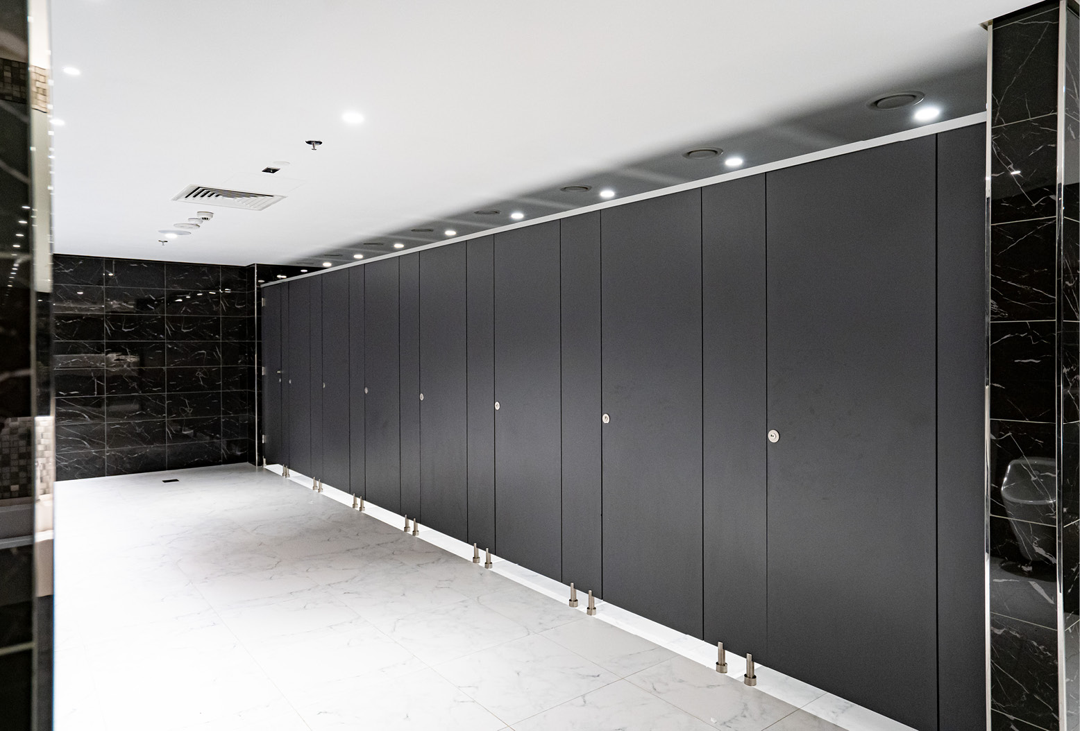 Venesta Washrooms Toilet Cubicles Ips Vox Cinema2