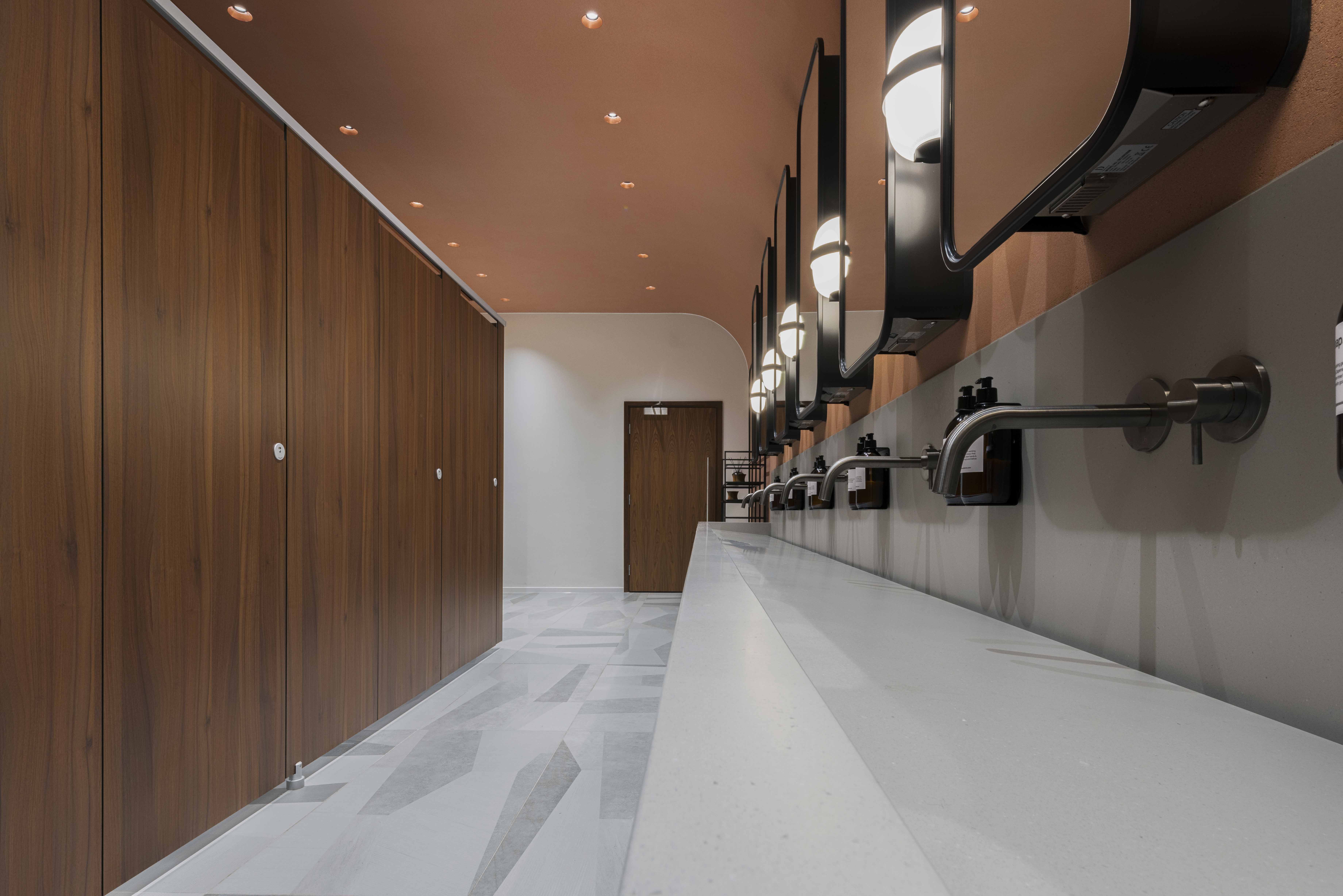 venesta-washrooms-toilet-cubicles-unity-capital-one-head-office3