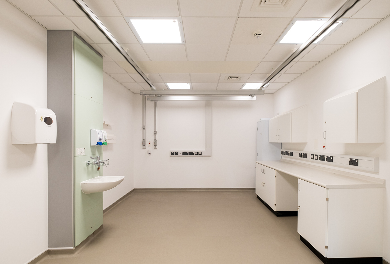Venesta Washrooms Ips Vepps Healthcare Hospital Cardigan Integrated Care Centre3