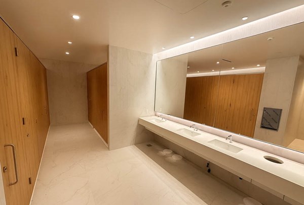 venesta-washrooms-case-study-one-flagler-west-palm-beach-florida3